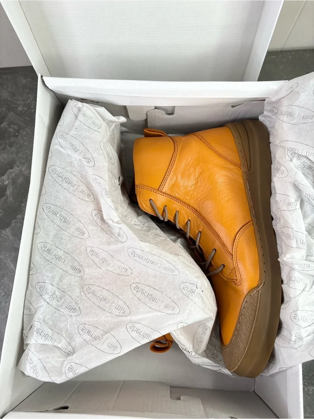 Sheridan Mia Alba leather side-zip ankle boot orange tan size 7.5 new